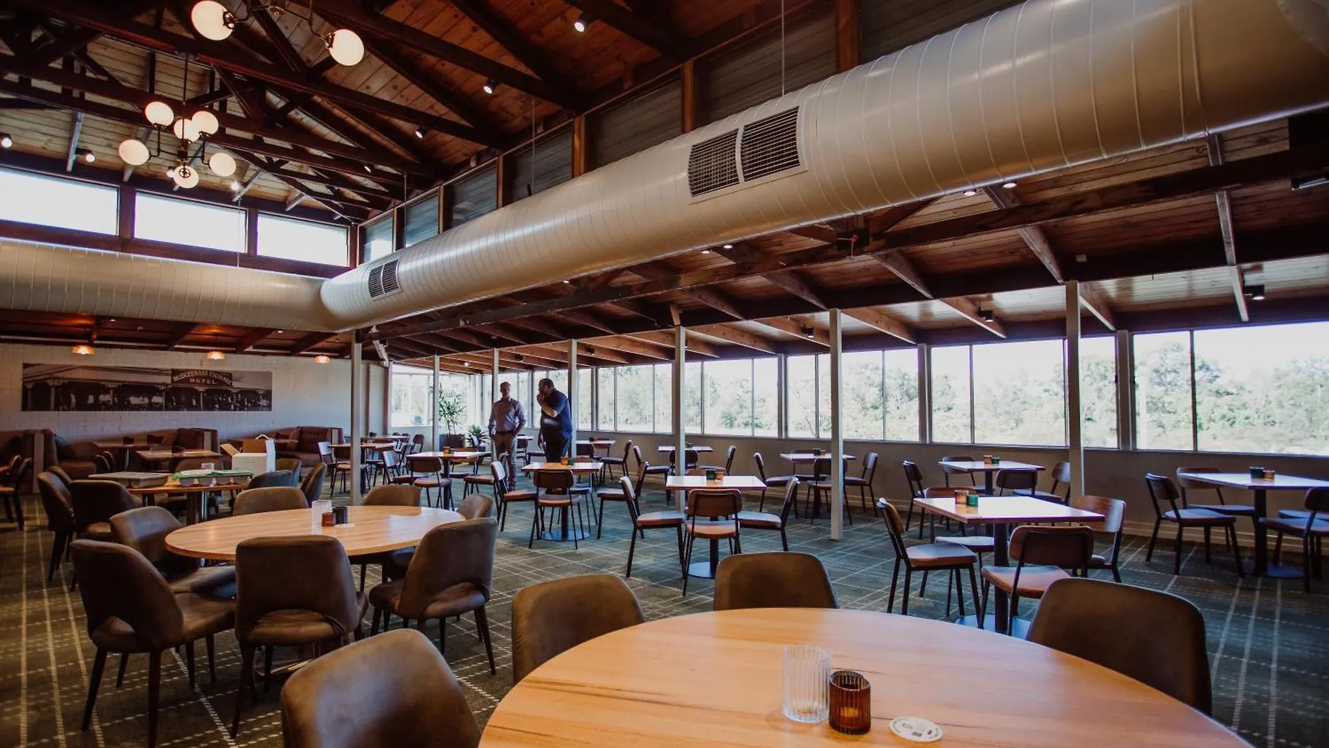 ***  Wallaby Hotel Mudgeeraba Australia